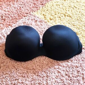 Warners woman’s strapless bra size 38C